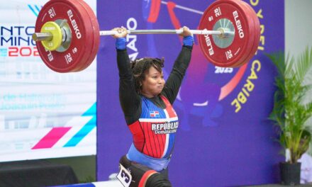 Nathalia Novas conquista plata y dos bronce en 63 kilogramos
