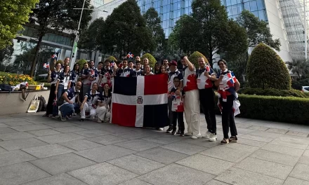 República Dominicana apetencia plata y bronce en Olimpiada Mundial de Robots 2025