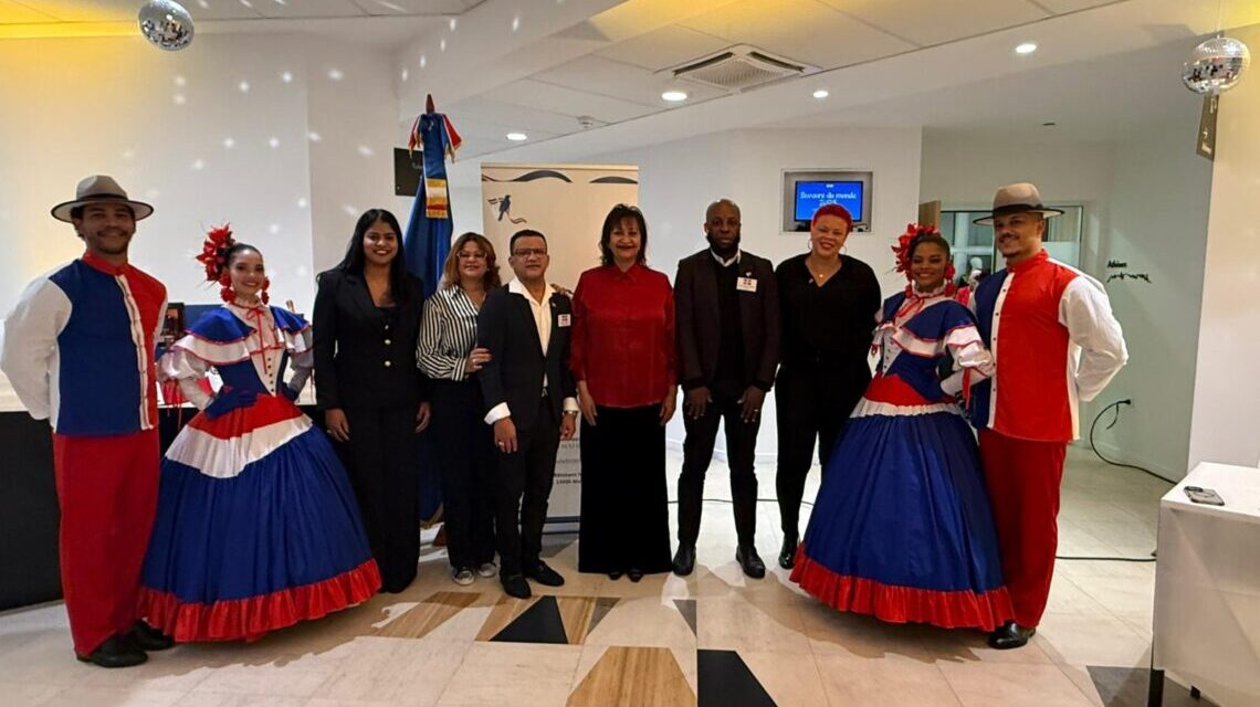 República Dominicana muestra restauración y civilización en Francia