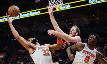 Brunson anota 35 puntos y los Knicks derrotan a Raptors para alcanzar semifinales Copa NBA