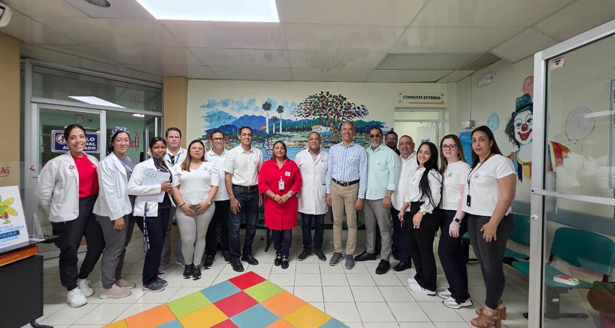 Vídeo | Voluntarios de Coraasan lideran entrega de juguetes a niños del Hospital Infantil Dr. Arturo Grullón