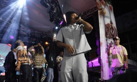 Lomiiel emociona a los suyos herreranos durante concierto