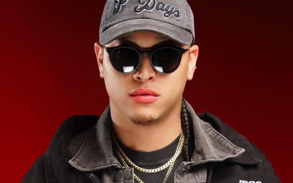 El actor urbano Julito RD estrena “Le gusta bailar”