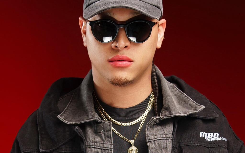 El comediante urbano Julito RD estrena “Le gusta bailar”