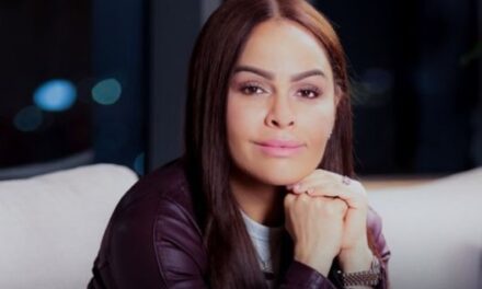 “Dios sanó y liberó” en “Adoramos juntos en Navidad”