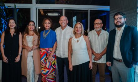 Dr. Huberto Bogaert Skin Clinic celebra 35 abriles de comisionado y anuncia ampliación de servicios