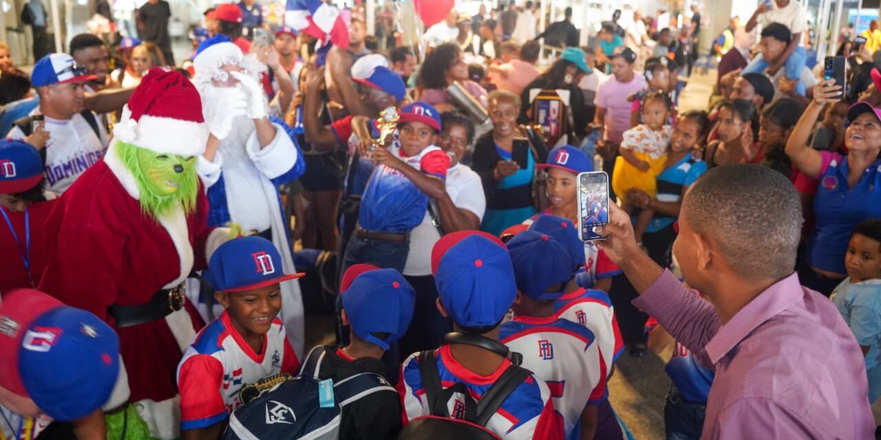 Algarabia en el AILA por los niños campeones dominicanos