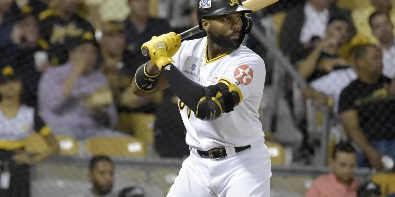 Águilas frenan positiva destello de los Gigantes
