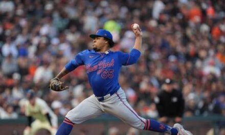 Piratas firman al relevista dominicano Gregory Soto por un año