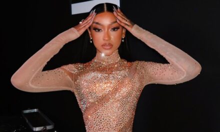 La Perversa tomará clases de marbete y protocolo