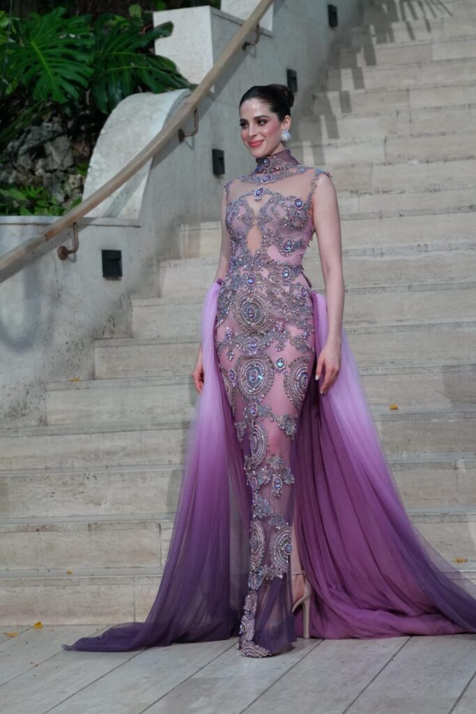 Miss Universo Fátima Bosch deslumbró en la pasarela del desfile de Giannina Azar - Noticias de hoy en República Dominicana | último minuto