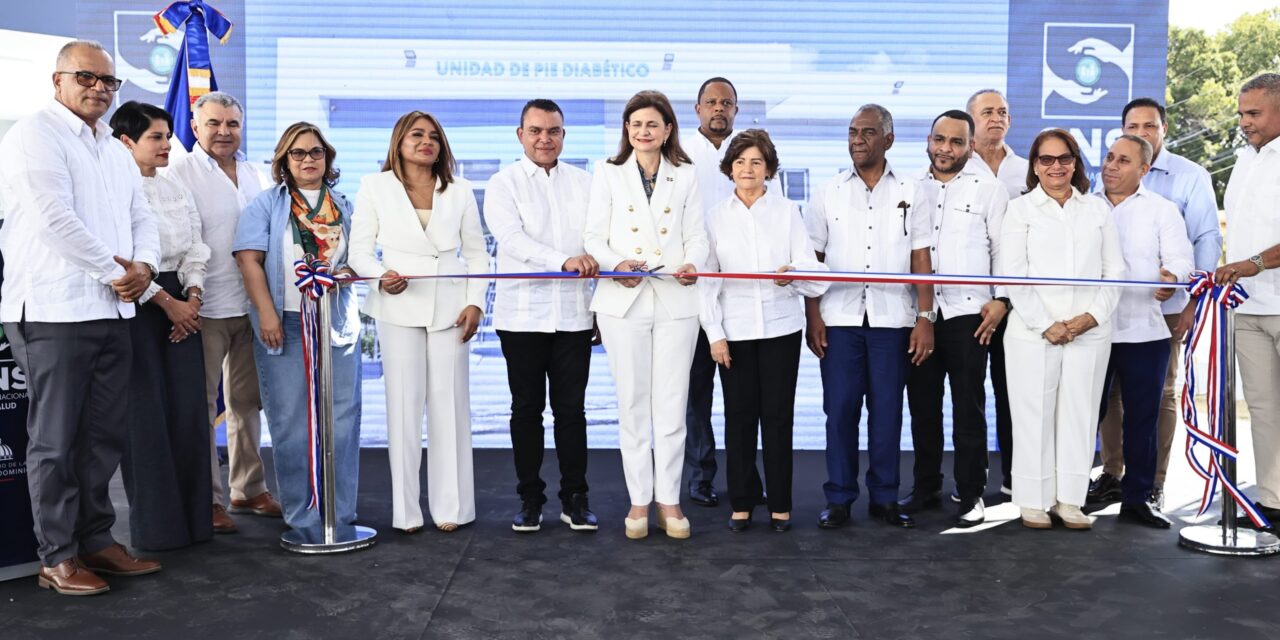 Vicepresidencia y SNS entregan remodelación de la Unidad de Urgencias y Pie Diabético del Hospital Nuestra Señora de Regla de Baní
