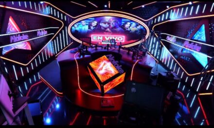 Santiago Matías muestra el nuevo stand de Alofoke Radio Show