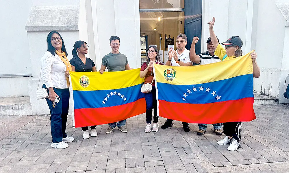 Abinader reafirma apoyo dominicano a la democracia en Venezuela