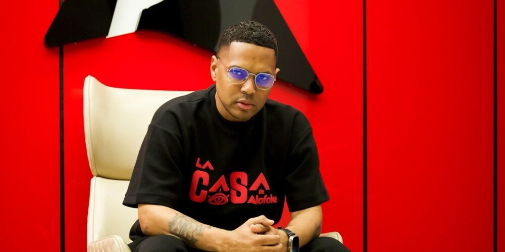 Alofoke Music obtiene disco de platino con Bulín 47 y Ceky