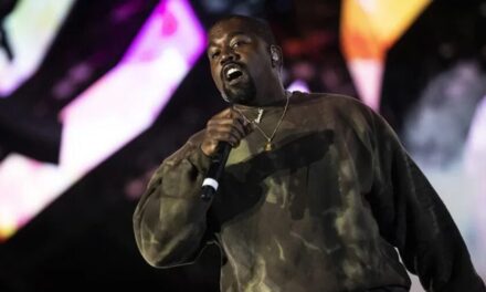 El rapero Ye se disculpa por comentarios antisemitas