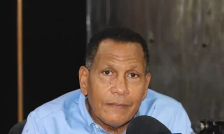 Senador de Independencia asegura que pared fronterizo ha limitado robo de rebaño