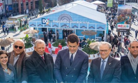 David Collado inaugura La Casita Dominicana en FITUR 2026