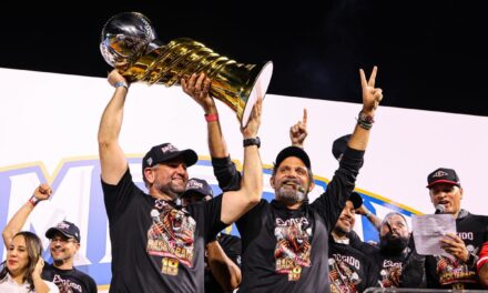 Comisionado de Béisbol Junior Noboa felicita al Escogido