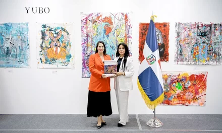 Embajada dominicana trae exposición “Arte tiempo es dinero” a Corea del Sur