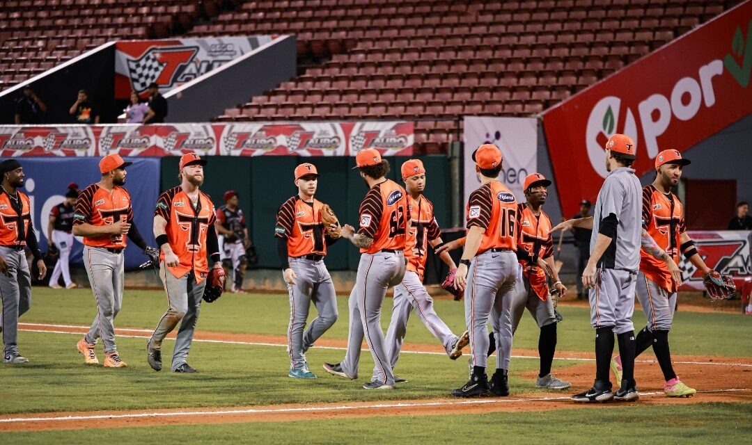 Toros se imponen a Gigantes en su lucha por avanzar a la Final