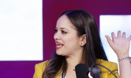 Carmen Taveras denuncia adquisición de abogados y acoso