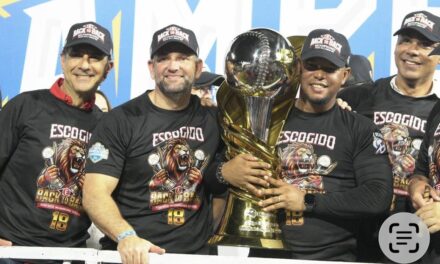 La entrega de los jugadores fue magnífico para el triunfo del Escogido