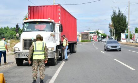 INTRANT reafirma prohibición de camiones de carga en zonas de golpe restringido