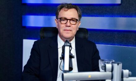 Jottin Cury defiende valor del gobierno dominicano de no firmar el Pacto Mundial para los Refugiados