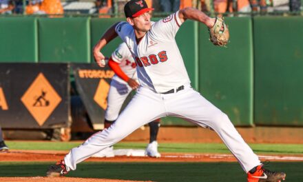 Toros anuncian rotación y nuevo receptor para semana final Round Robin