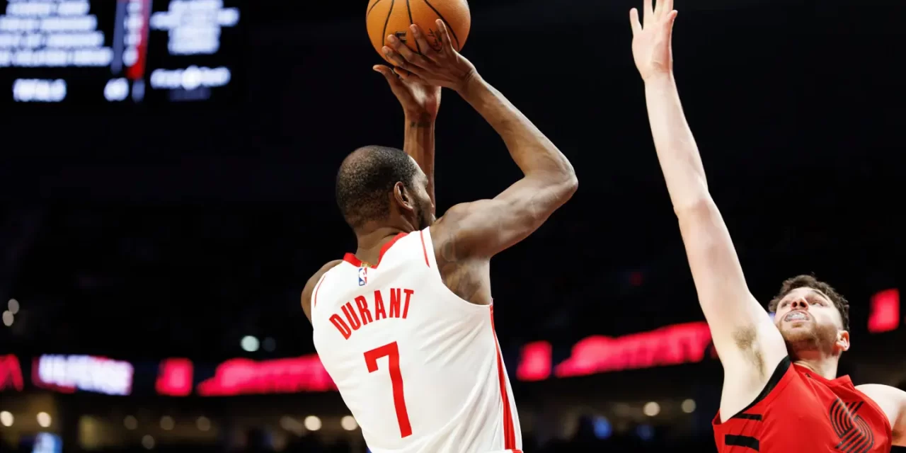 Kevin Durant supera a Wilt Chamberlain y se sitúa en séptimo puesto de máximos anotadores 