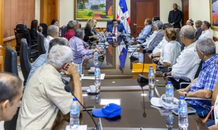 Los contratistas instan al Congreso a saldar deudas estatales de décadas de decadencia por obras públicas