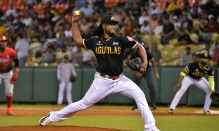 Toros y Águilas se debaten hoy en descanso por pase a la Serie Final