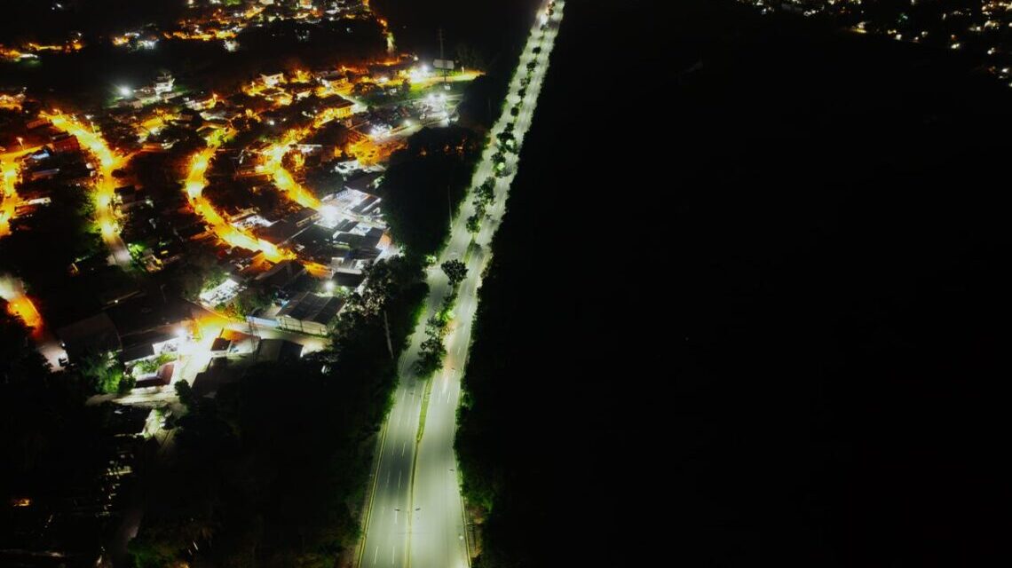RD Vial amplía el alumbrado viario solar en carreteras secreto del Sur