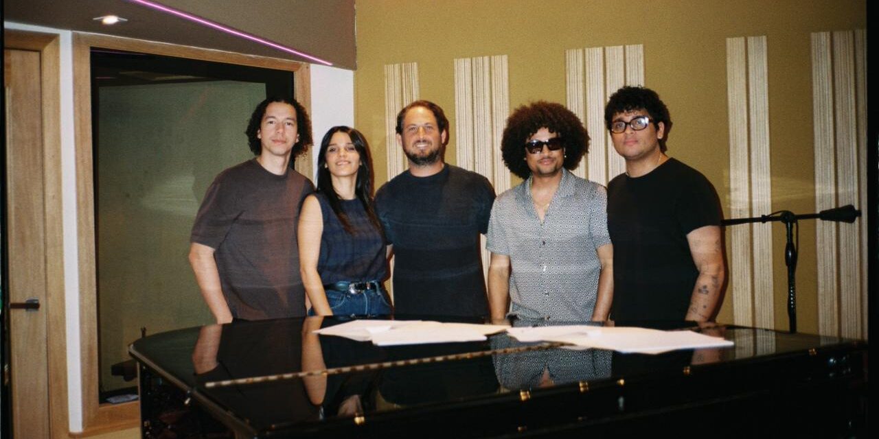 Solo Fernández firma con el sello discográfico Point Records