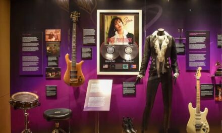 Vídeo | La exposición de Selena reúne objetos íntimos en un momento esencia para su tribu