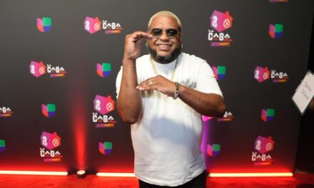 Participantes de La Casa de Alofoke 2 en la ruedo roja