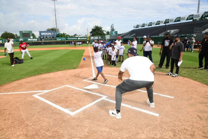 FEDOM y MLB organizan Clínica Infantil para 160 niños