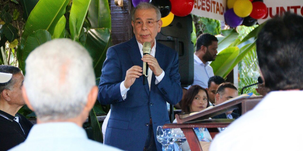 Danilo Medina: República Dominicana vive una ruina técnica