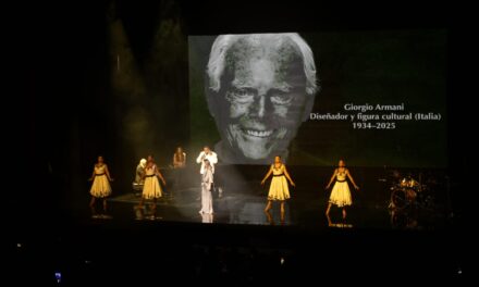 Un emotivo homenaje marcó la aderezo inaugural