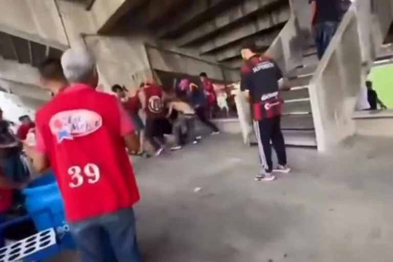 Tragedia en el clásico colombiano: un fallecido y varios heridos tras disturbios entre Cúcuta y Bucaramanga | De Postrero Minuto