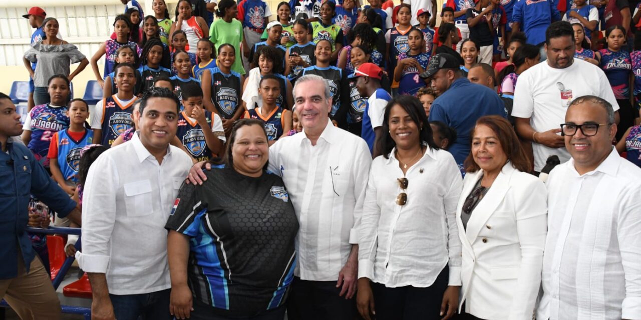 Abinader entrega obras deportivas en Dajabón con inversión de 43.5 millones de pesos