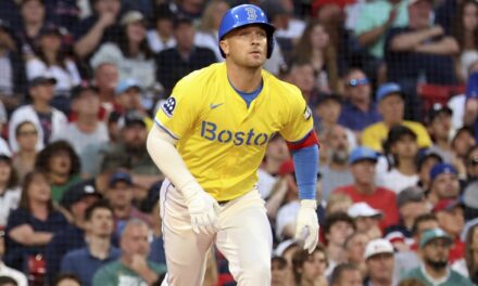 Medias Rojas le hacen una “oferta agresiva” a Alex Bregman