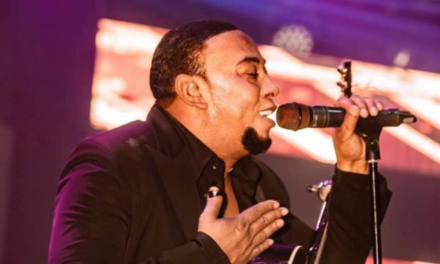 Los cambios en el rostro de Anthony Santos generan comentarios