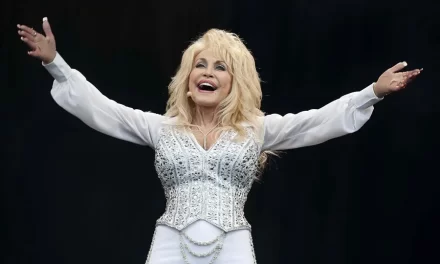 Dolly Parton, la reina del country, cumple 80 abriles