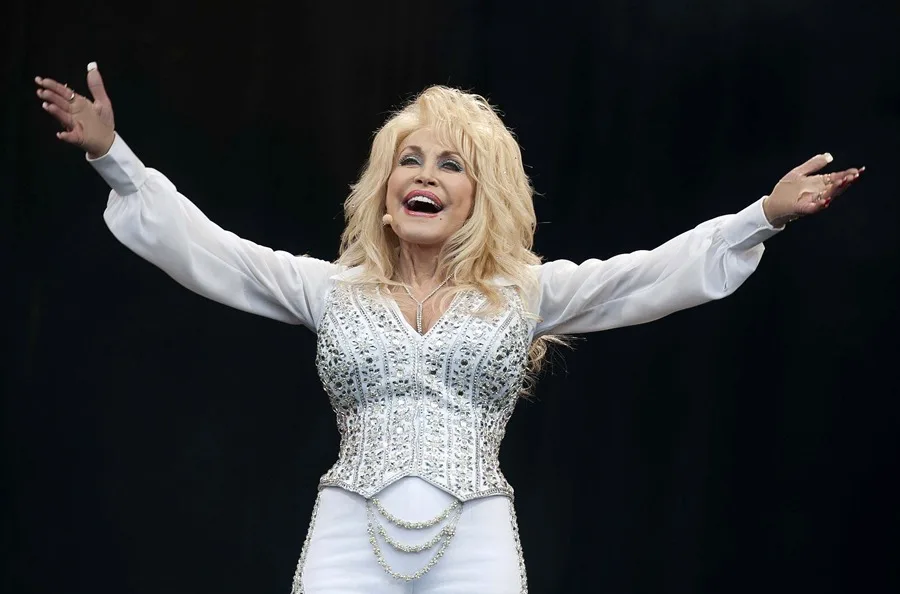 Dolly Parton, la reina del country, cumple 80 abriles