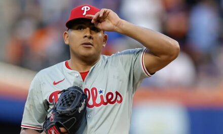 Ranger Suárez firma entendimiento récord de cinco abriles y US$130 millones con los Medias Rojas