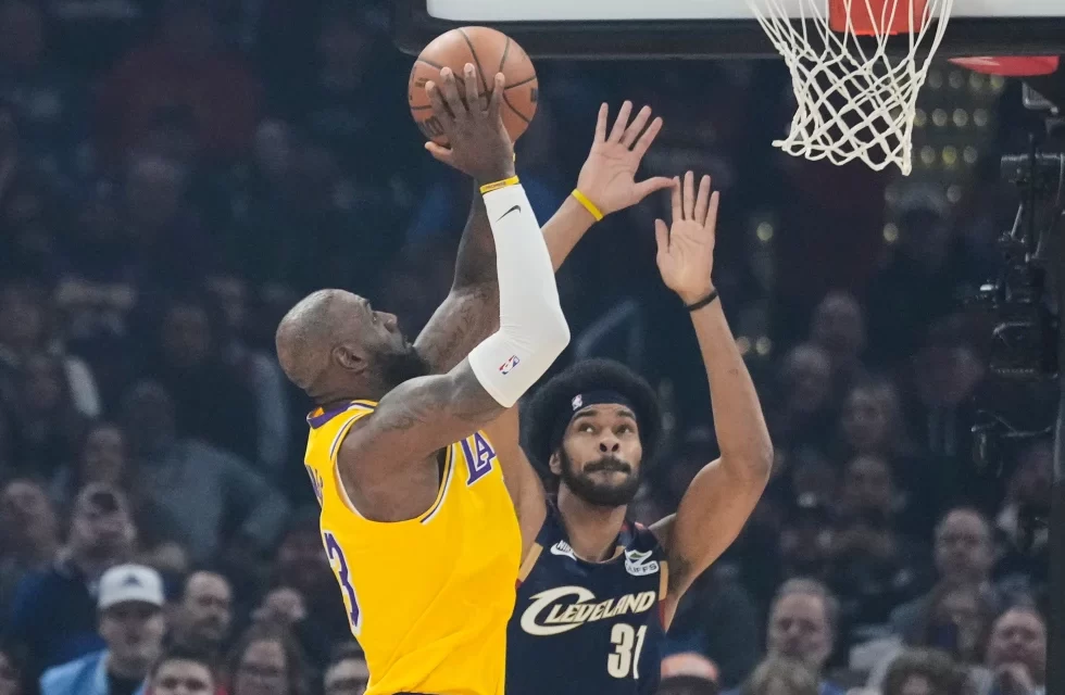 Los Cavaliers arruinan el regreso de LeBron James
