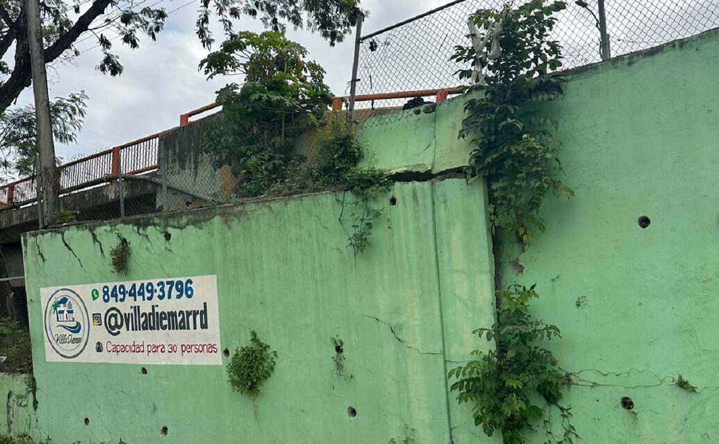 tapia a punto de colapsar pone en peligro a niños