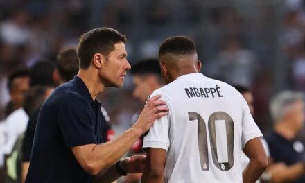 Mbappé y la plantilla del Real Madrid despiden a Xabi Alonso tras su salida del club